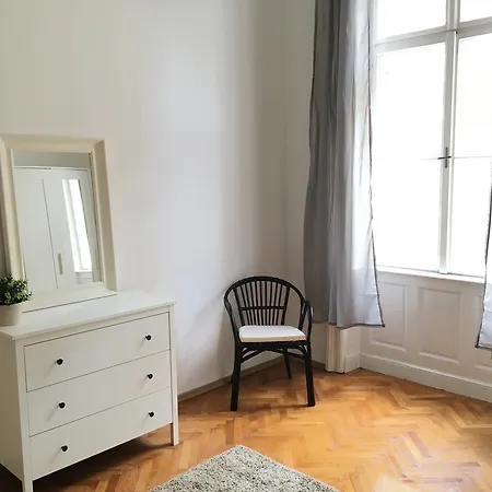 Budget Apartment By Hi5-Rakoczi 24