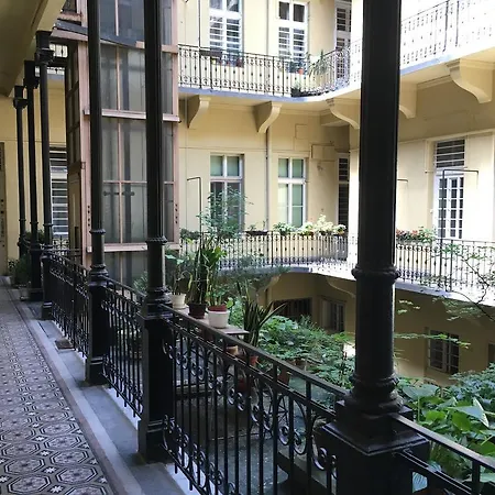 Budget By Hi5-rákoczi 24 Apartman *